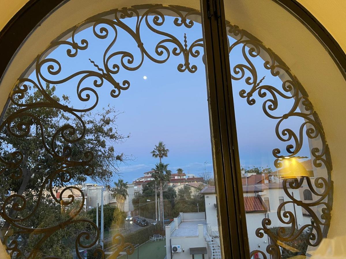 John Sea Suites Giardini Naxos Exterior foto