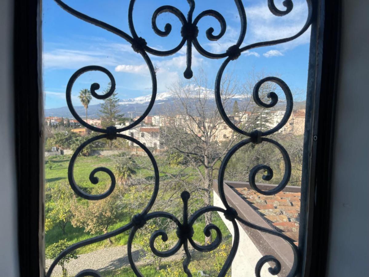 John Sea Suites Giardini Naxos Exterior foto