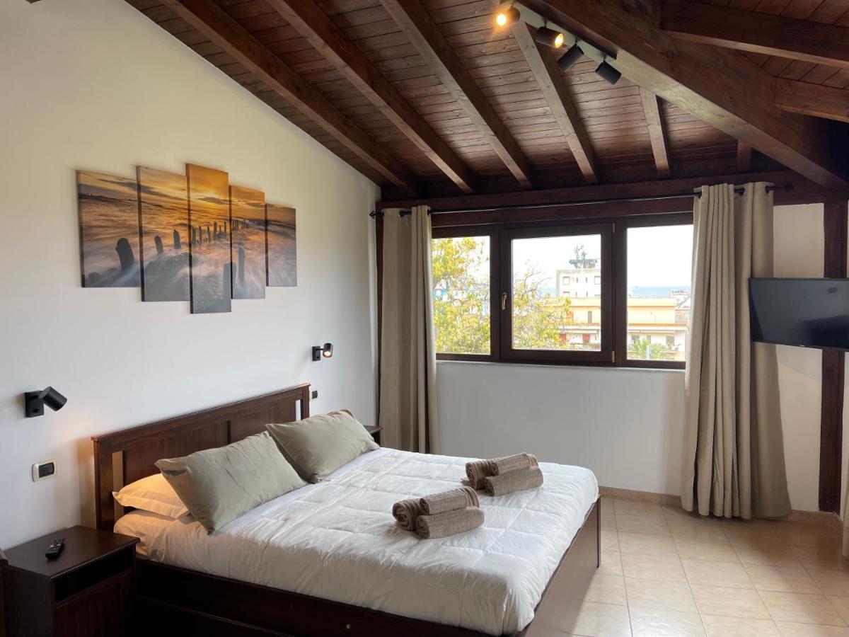 John Sea Suites Giardini Naxos Exterior foto