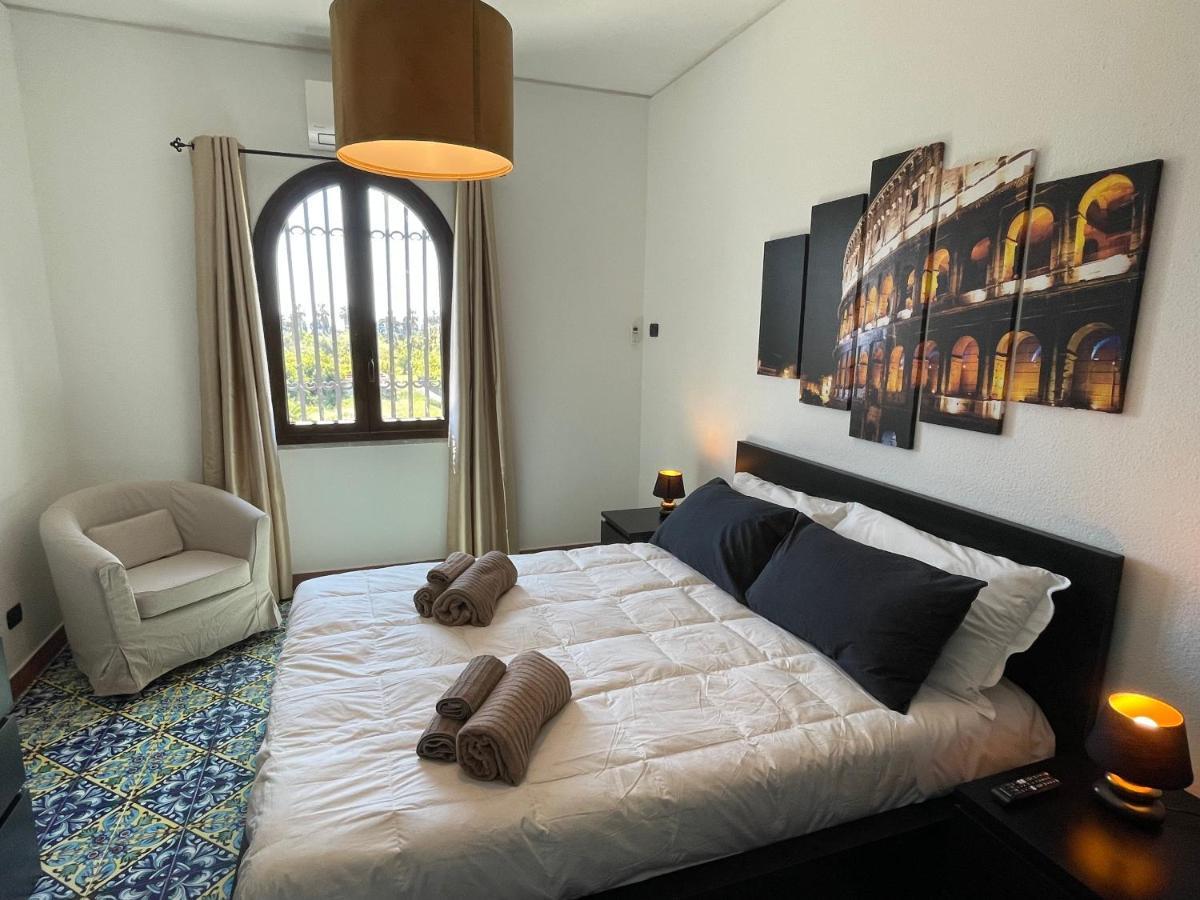 John Sea Suites Giardini Naxos Exterior foto