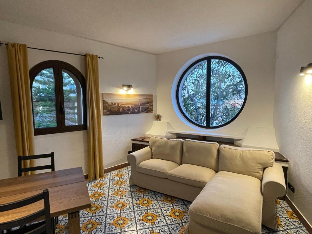 John Sea Suites Giardini Naxos Exterior foto